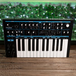 Load image into Gallery viewer, Novation Bass Station II front view
