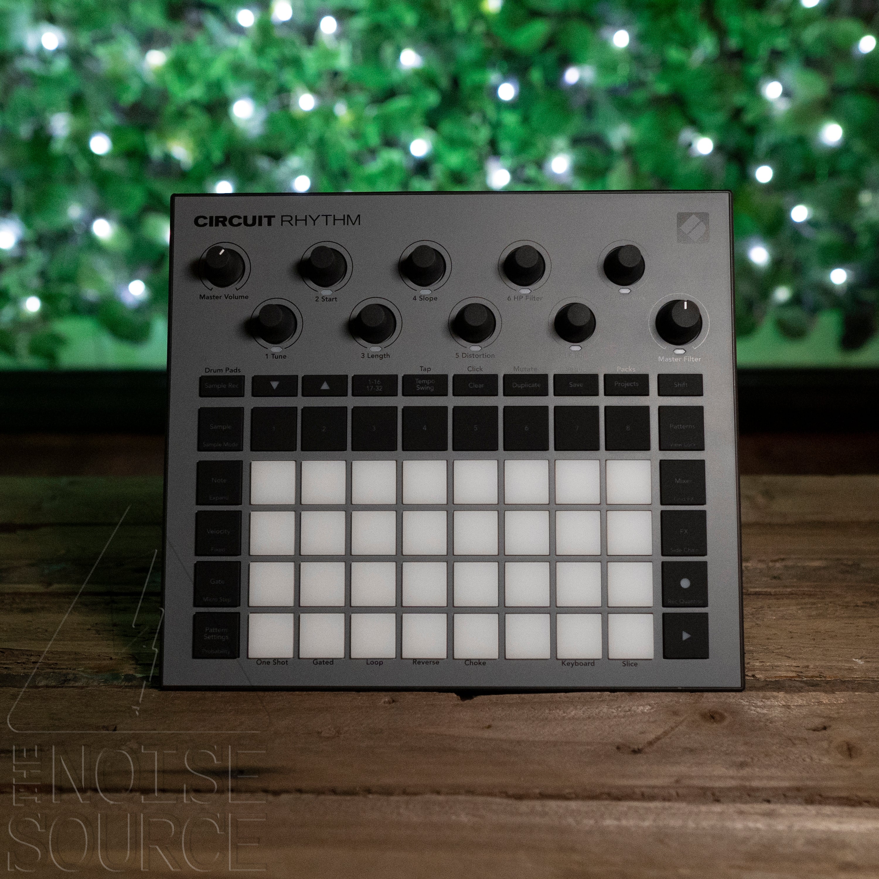 Novation Circuit Rhythm – The Noise Source